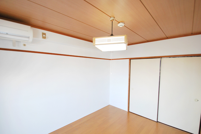 宮前区のクロス張替え(和室壁面張替え)